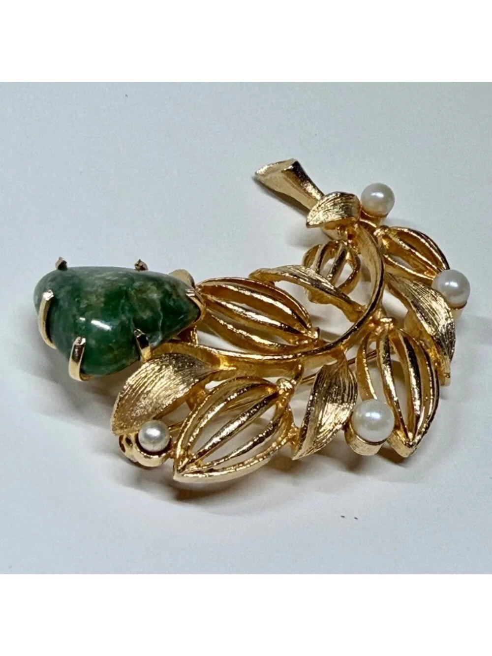Vintage Lisner Gold-Tone Leaf Brooch With Green Stone & Faux Pearls Botanical